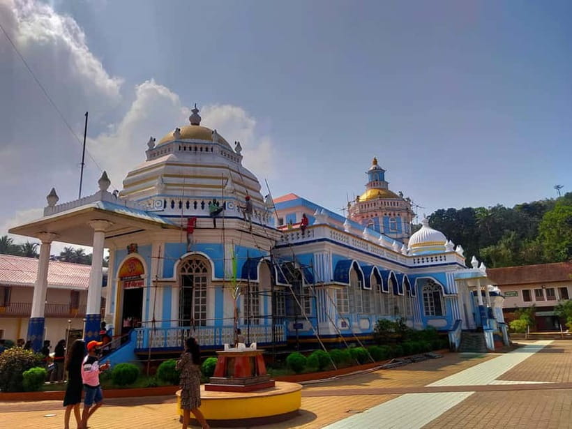 Baga/Calangute: South Goa Full-Day City Sightseeing Tour - Miramar Beach: More Coastline, Different Mood