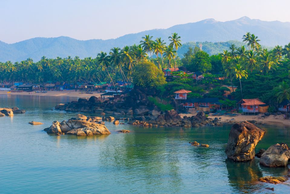 From Panaji: North Goa Guided Sightseeing Tour - Altinho Hill: Stepped Streets, Archbishop’s Palace, and a View With Meaning