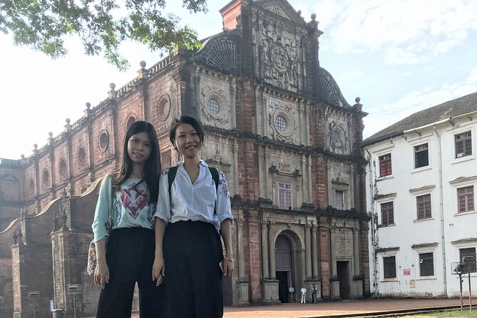 Glimpses Of Goa: Churches,Temple and Spice Plantation - Sancoale Hindu Temple: A Quick Stop That Still Matters
