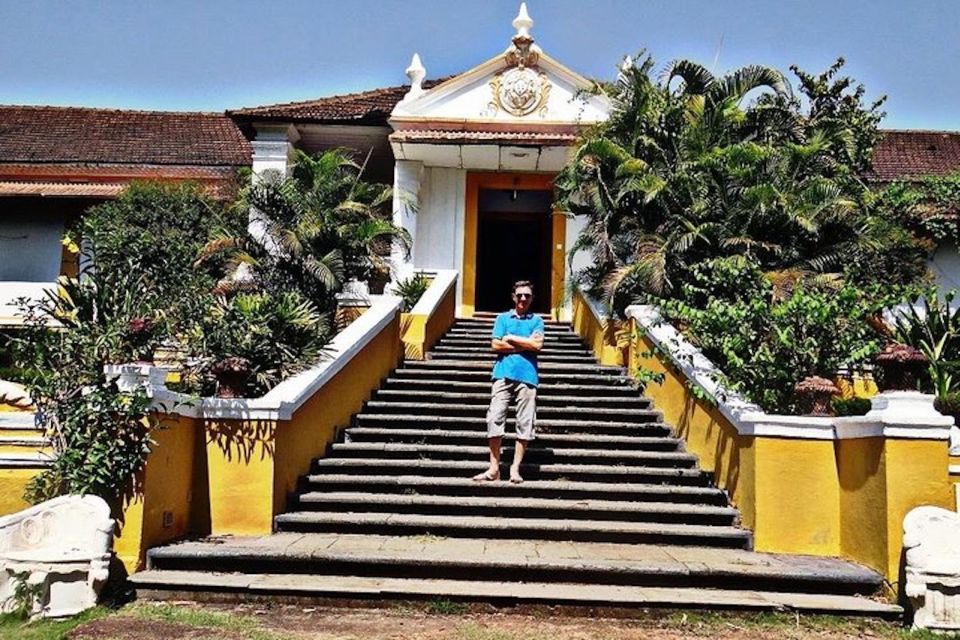 Goa: Heritage Trail of Portuguese Mansions & Museum - Menezes Braganza House: 17th-Century Artifacts and a Library Mood