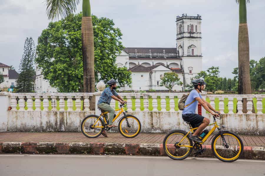 Goa: Old Goa and Divar Island E-Bike Tour with Snacks - Old Goa’s Portuguese landmarks: what to notice at St. Cajetan, Viceroy’s Arch, and Sé Cathedral