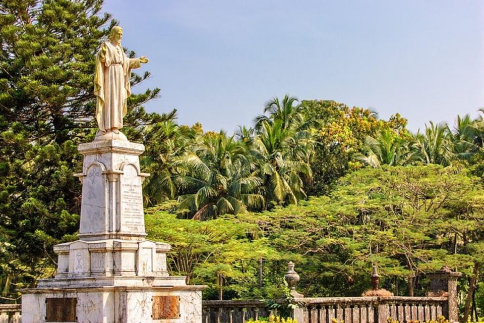 Goa: Old Goa Churches and Spiritual Walk - Basilica of Bom Jesus: the starting point that sets the mood
