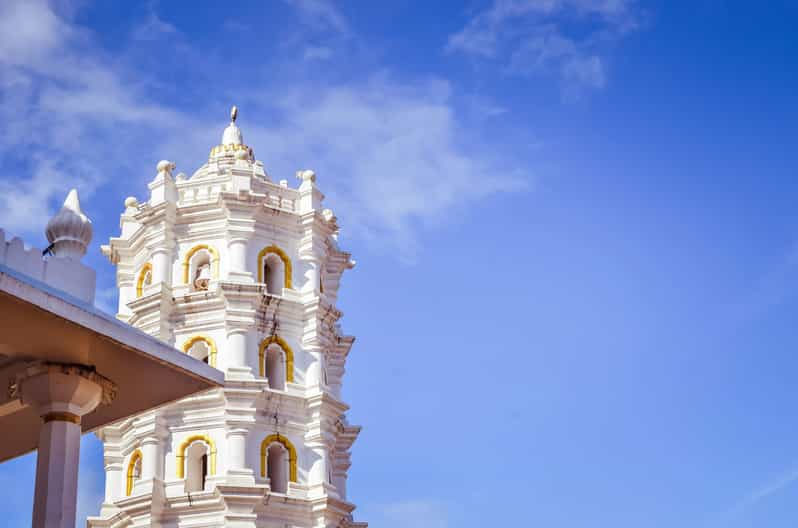 Goa: SIC South Goa Sightseeing Tour - Miramar Beach: a classic Arabian Sea pause
