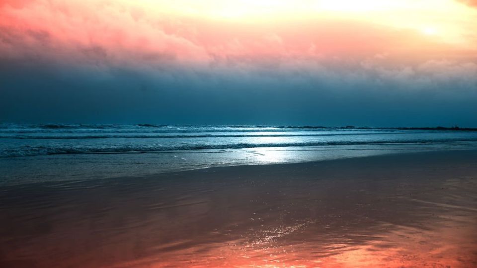 North Goa: Private Day Tour - Aguada Lighthouse and its seven-minute rhythm