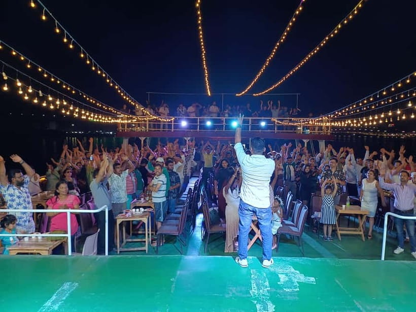 Panaji: Dinner Cruise with Drinks and Live Entertainment - A practical run of the evening, step by step