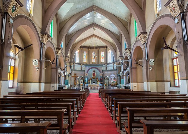 Private Portuguese Heritage Tour: Se Cathedral, Basilica of Bom Jesus and Dona Paula Beach in Goa - Price and value: what $130 gets you